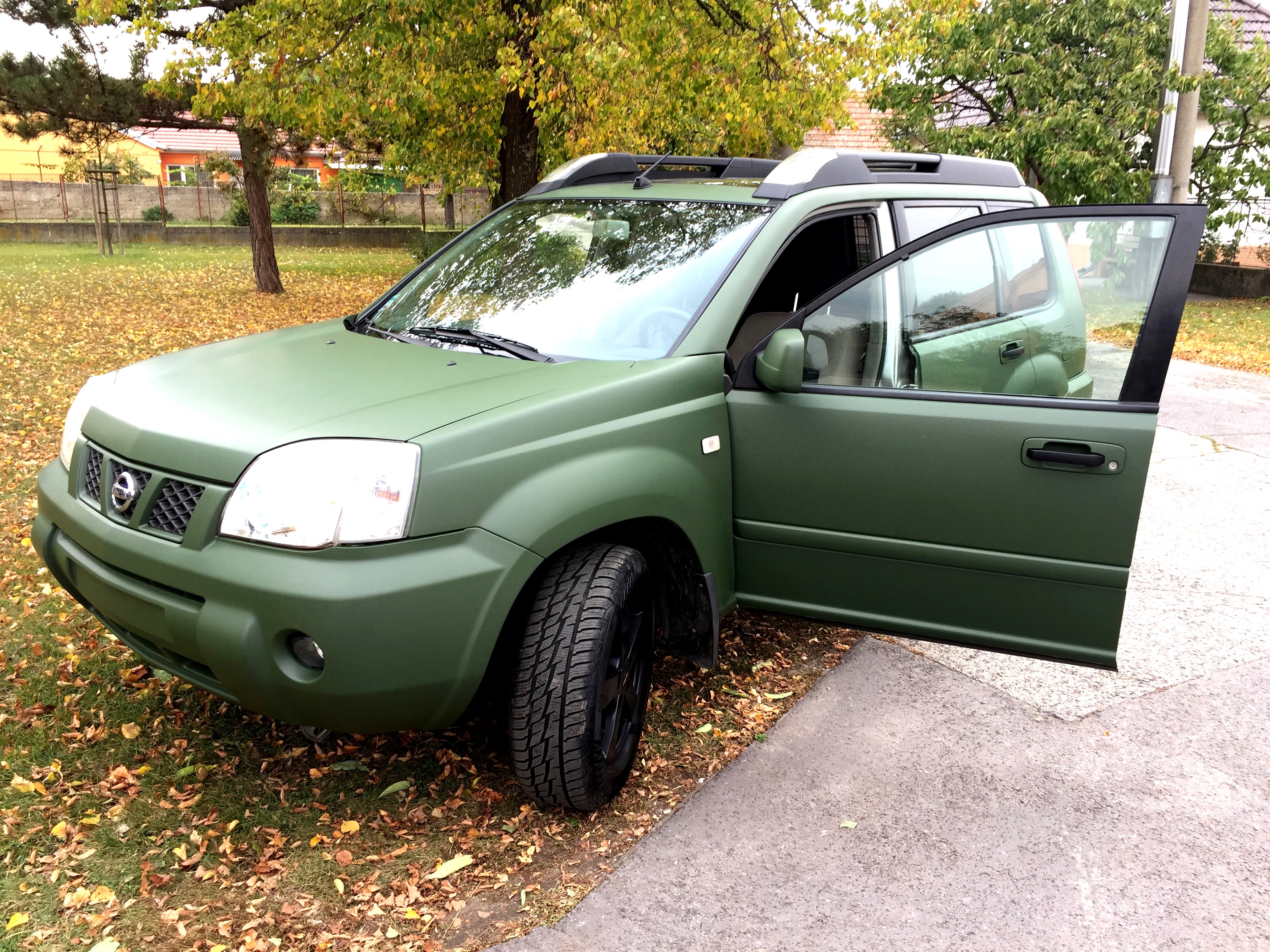 polep Nissan zelená matná od ABARTstyle
